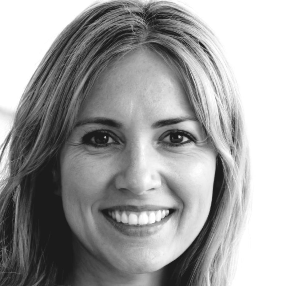 Zeyna Becker, financial analysis specialist